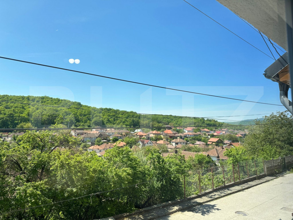 Casa pe doua nivele, renovată 2026 | 150 mp | Garaj | Zona