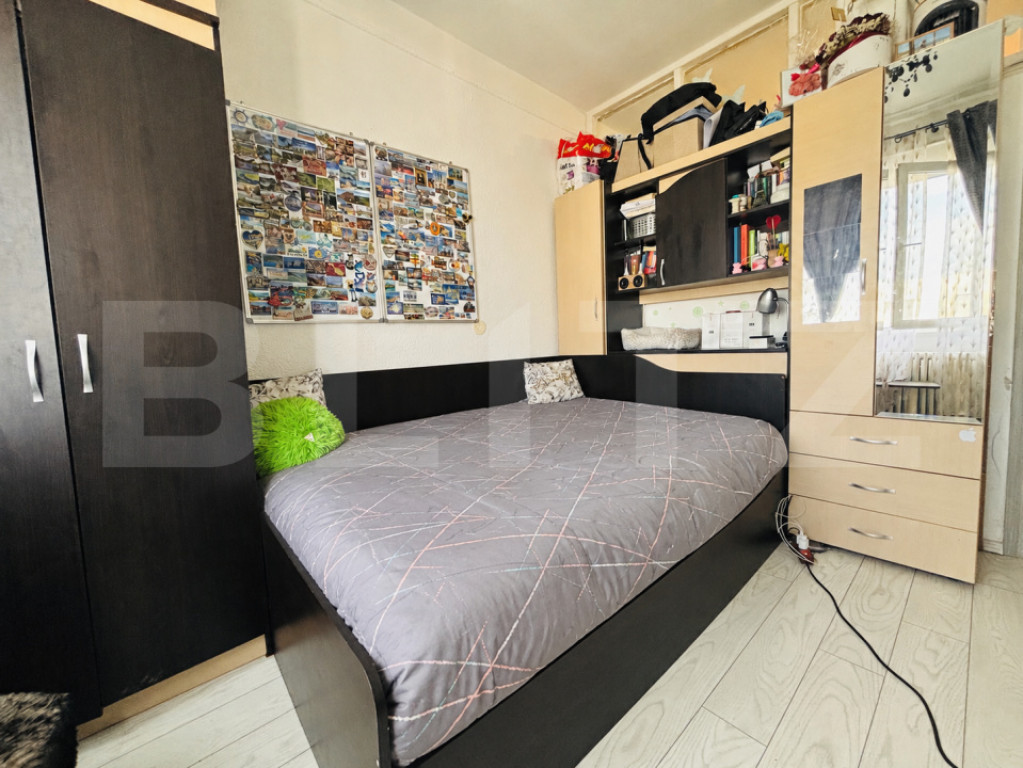 Garsonieră modernă cu mobilier la comandă, aproape de Cor