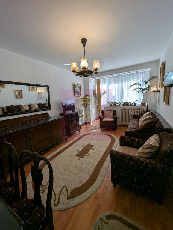 Ap 3 camere decomandat., Pta Sudului, Obregia, Straduintei