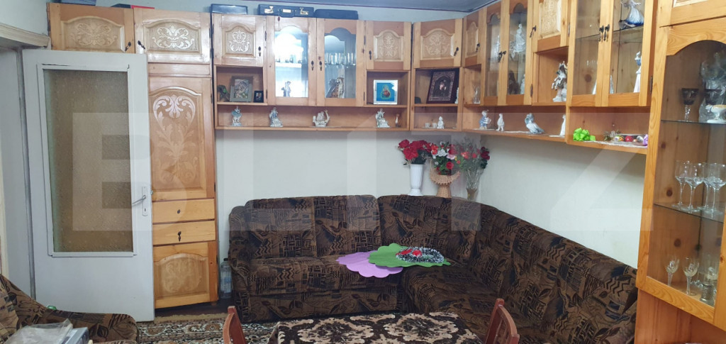 Apartament cu 3 camere, decomandat in Vatra Dornei