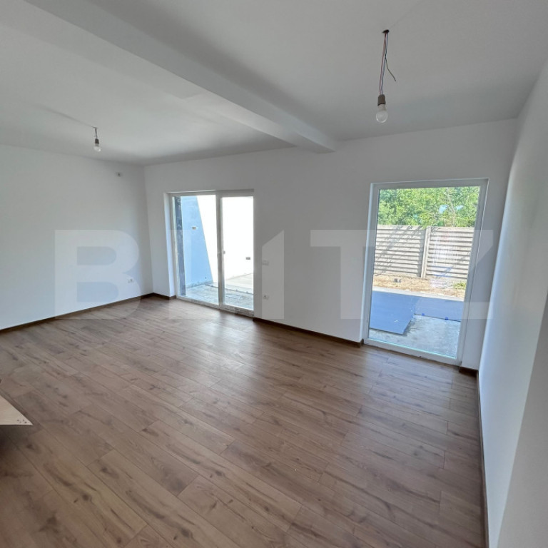 Duplex pe parter, 72 mp, zona Ianova