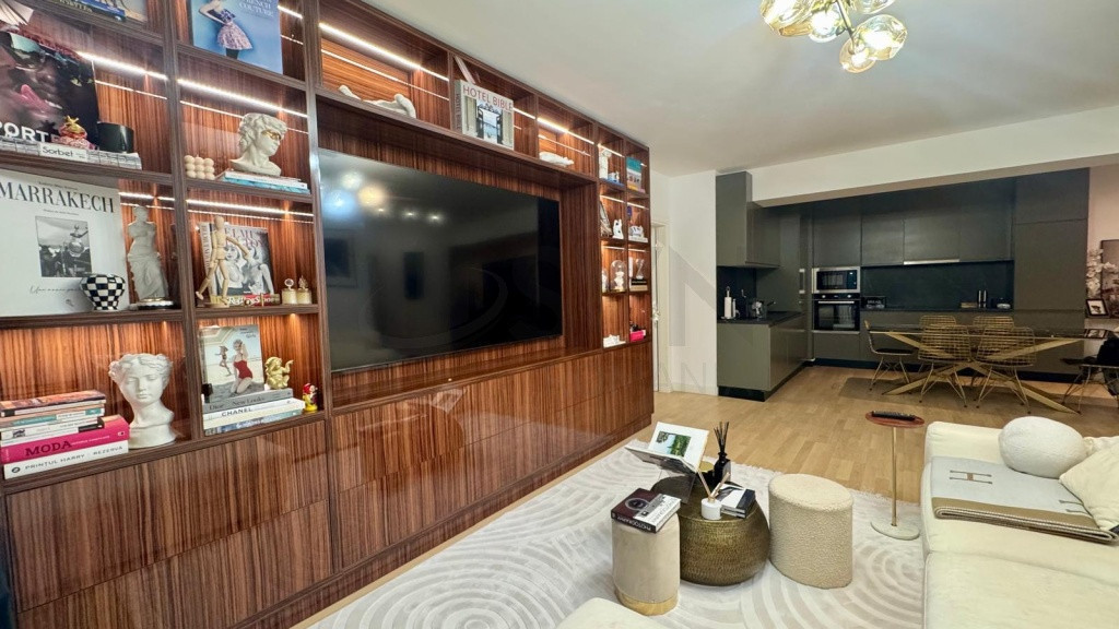 4 camere lux 106 mp UpGround Residence