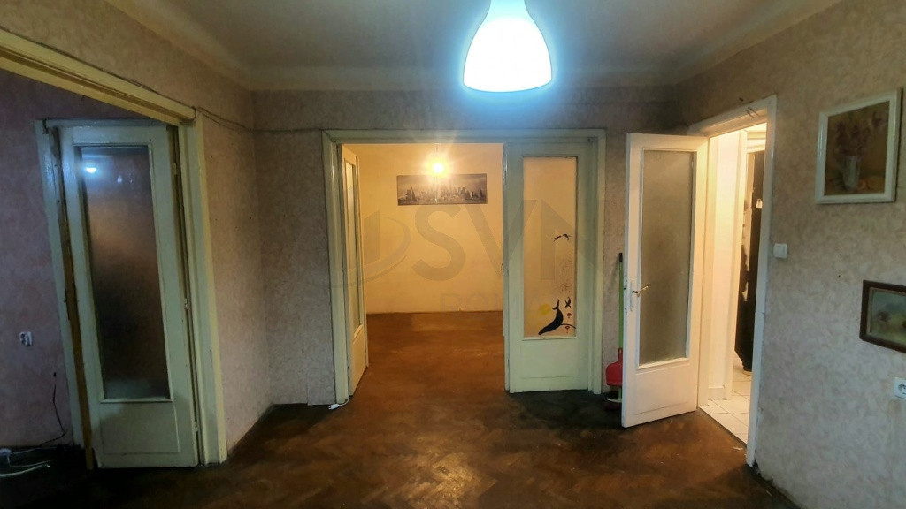 Unirii l Apartament 3 camere l Etaj 2