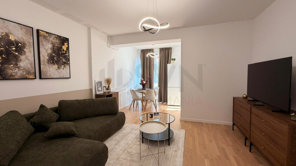 STUDIO l PRIMA l ONE LAKE CLUB l AVIATIEI