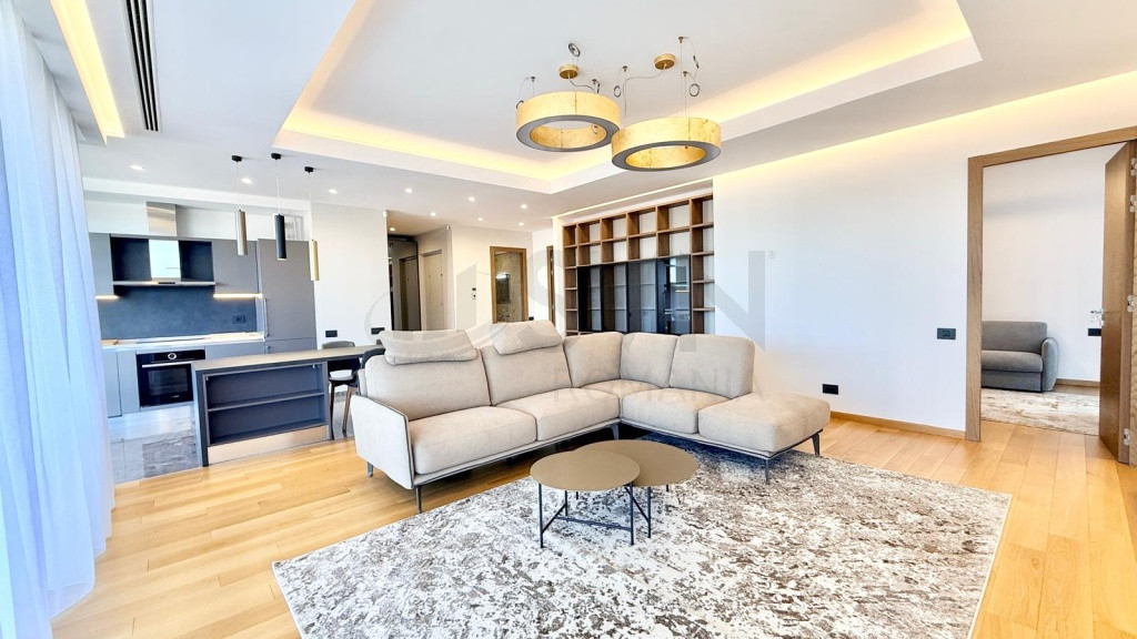 APARTAMENT SPECTACULOS l TERASE 50 MP l 2 GARAJE l GYM l ...