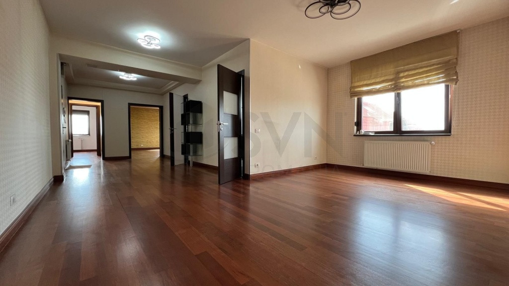 3 camere cu terasa lux NorthSide Lake Sisesti