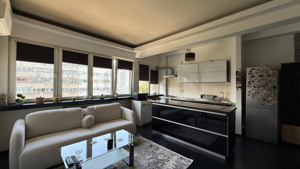 Apartament 2 camere de inchiriat, Piata Romana-in vila