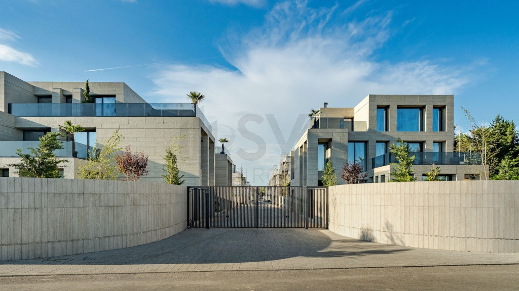 Vila Complex Pipera Casa 5 camere cu gradina