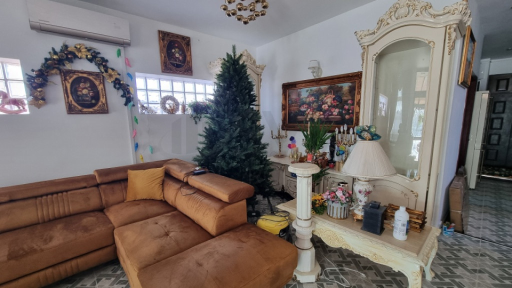 VILA INDIVIDUALA l CURTE 500MP l GARAJ l IANCU NICOLAE