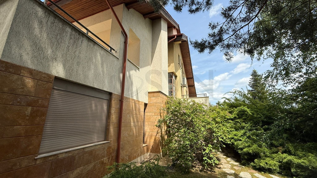 Vila de Paradisul Verde 1700mp teren