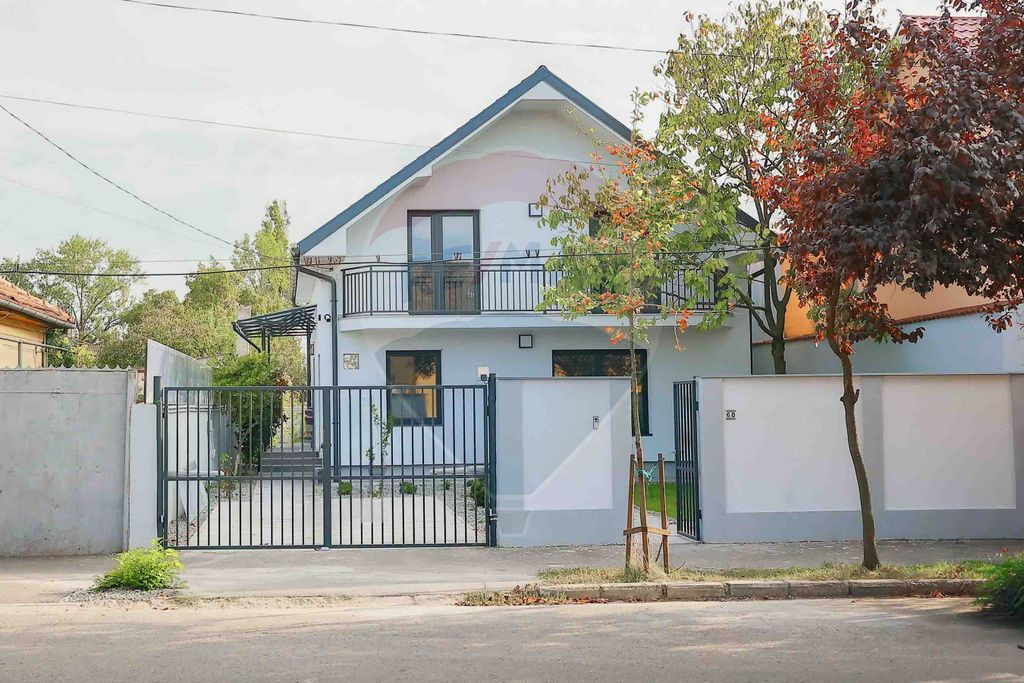 De închiriat casă cu 4 camere , în zona de Dealuri