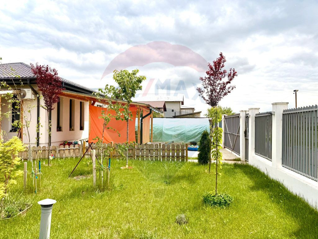 DE VANZARE Casa 3 camere/ teren 550 mp Cosoba / Giurgiu