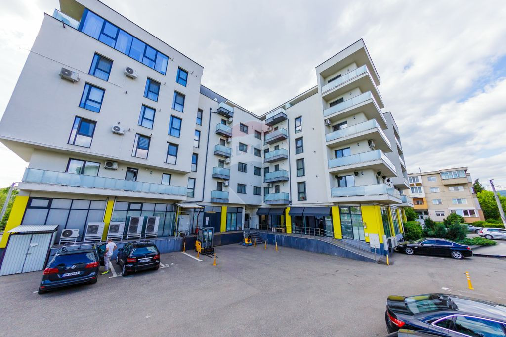 Penthouse exclusivist 186 M2C de vânzare în zona Centra...