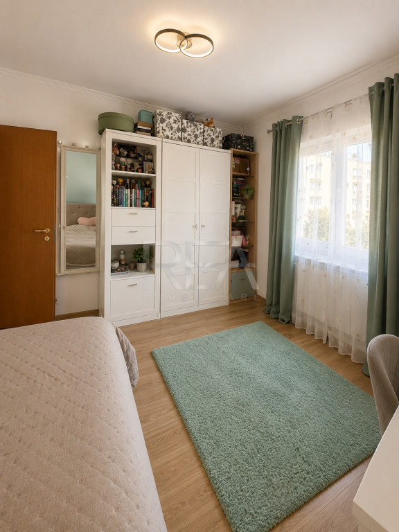 4 camere Vitan decomandat,centrală,inst. schimb.,parcare,an