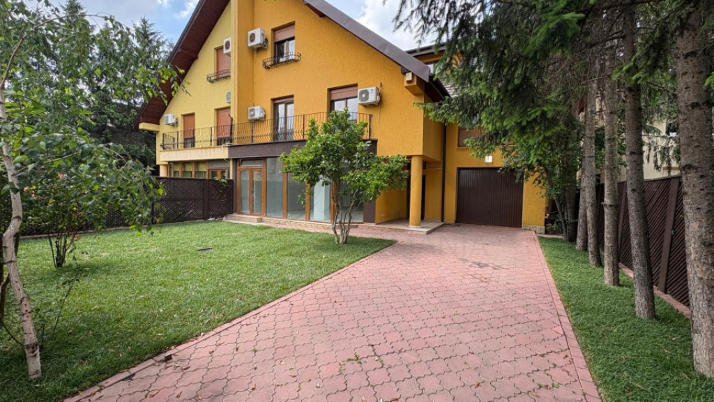 Vila Tip Duplex I Iancu Nicolae I Brasserie 41 I Recent R...