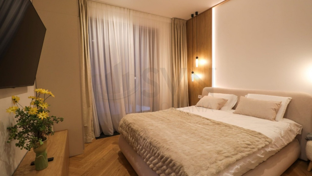 Apartament 2 Camere cu Curte Proprie I Sinaia I Proiect P...