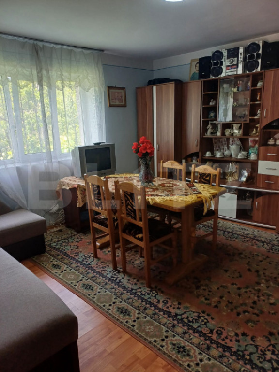 Casa de vanzare, 78 mp, recent renovata, zona Domnin