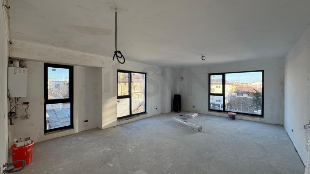 Apartament l 3 camere l Aviatiei