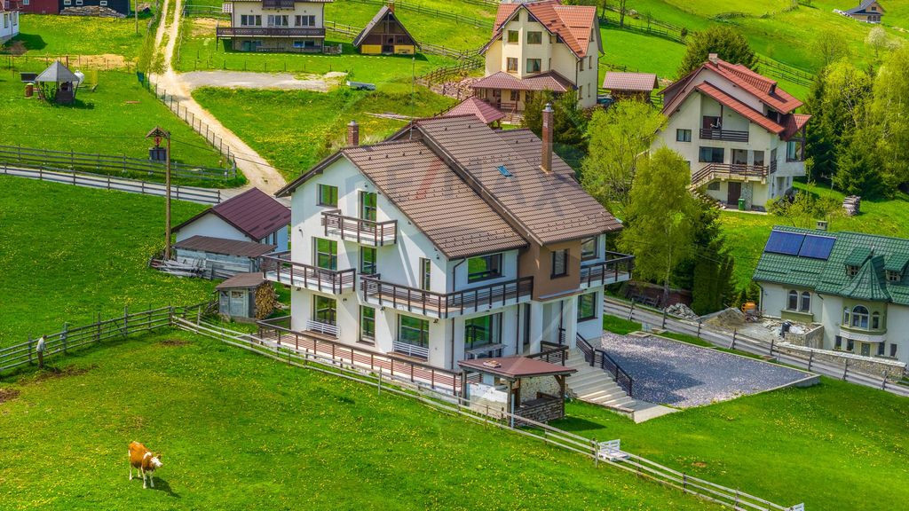Comision 0% | Vila Fundata | 9 camere | Vedere panoramică