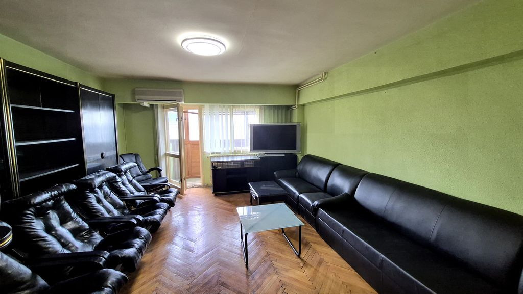 Apartament cu 3 camere 78,24 mp, bloc an 1988 - Decebal -...