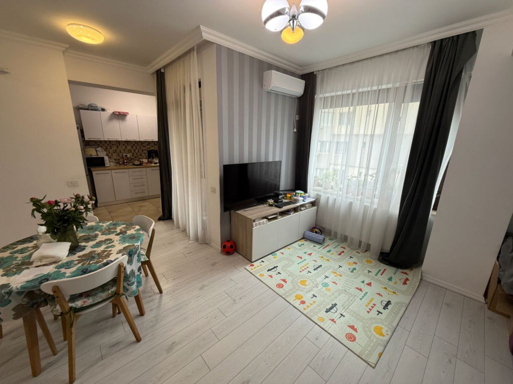 Apartament 3 camere zona Faleza Nord