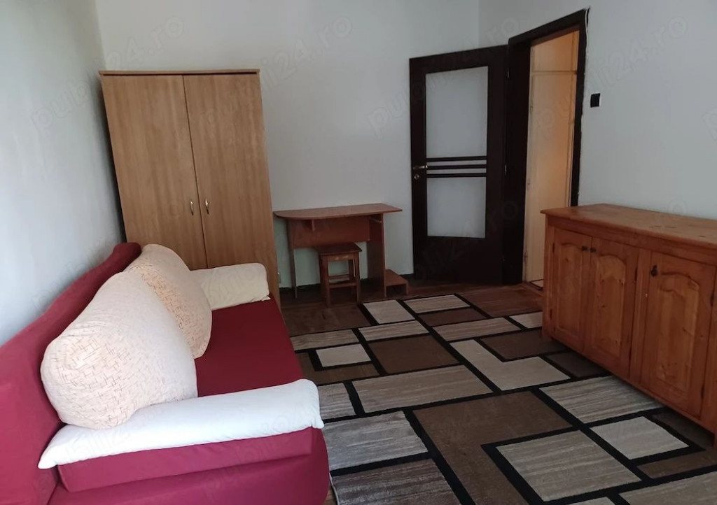 Garsonieră 1 cameră zona Valea Aurie