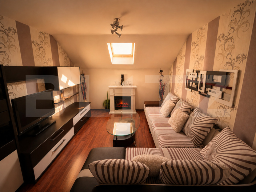 De vanzare Ap 4 camere open space 107mp