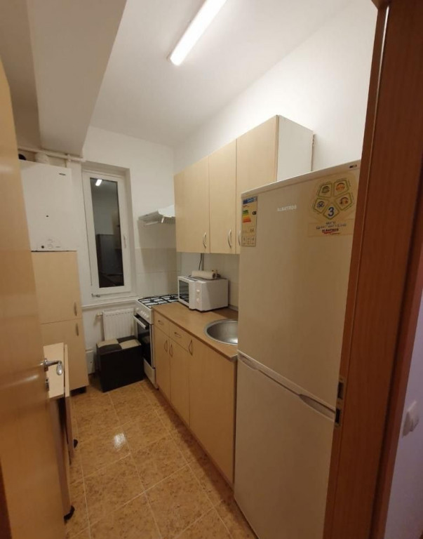 Garsonieră 1 camere zona Turnișor