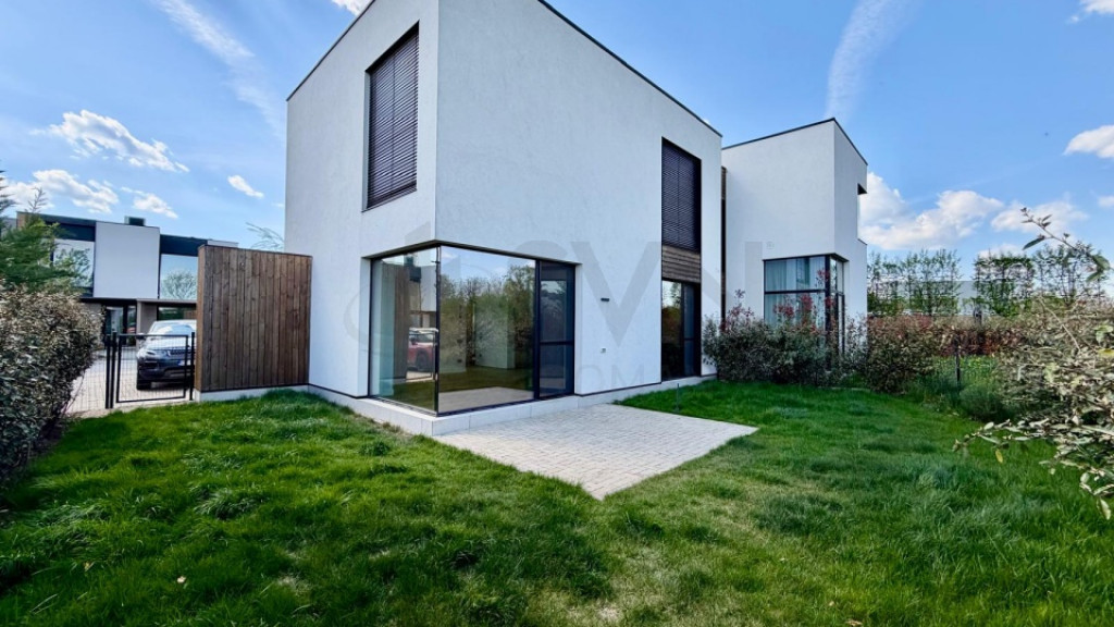 Vila Duplex 4 camere I Amber Forest I Tunari I De inchiriat