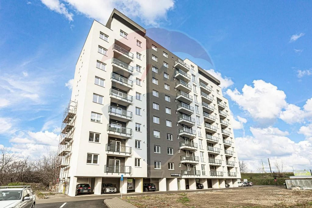 Spațiu versatil în bloc nou-perfect pentru birou, cabin...