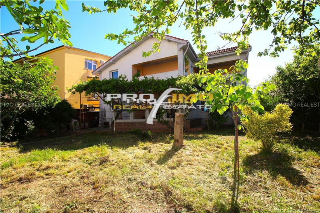 Vila exclusivista P 1E in Mamaia Nord la 500m de Alezzi Beac