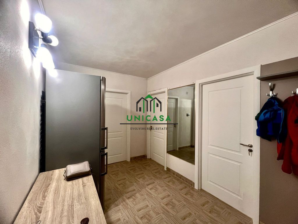 Apartament 3 camere/Nord|/Etaj 3/4 cu acoperis