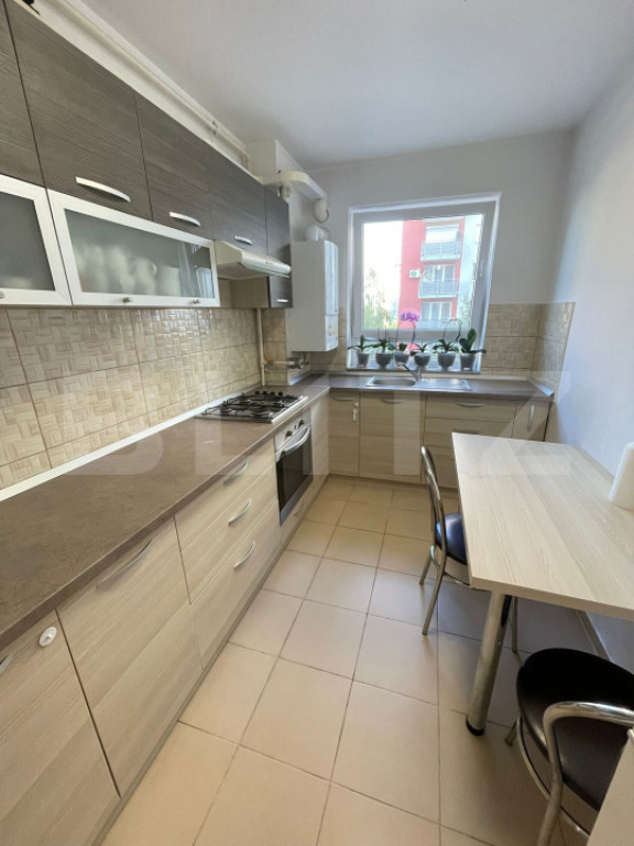 Apartament 2 camere de vânzare, 48 mp, mobilat și utilat,