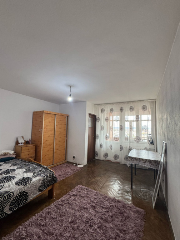Garsonieră mobilată și utilată, 30 mp, cartierul Brazda