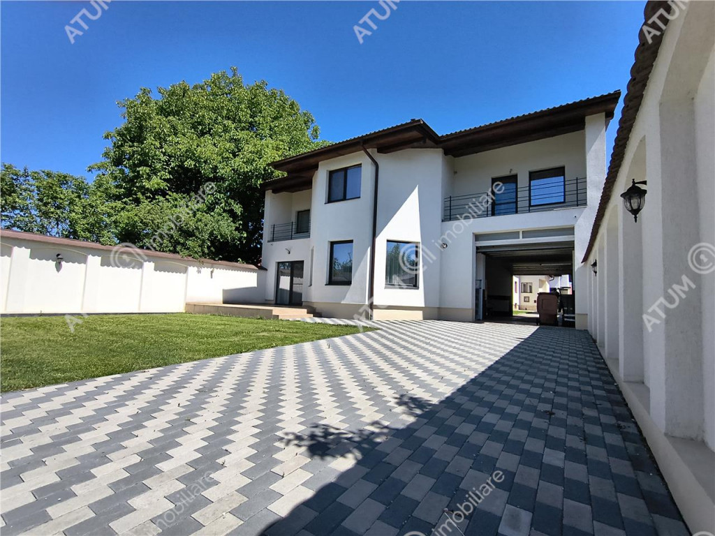 De inchiriat casa ultramoderna cu 4 camere 3 bai si dressing