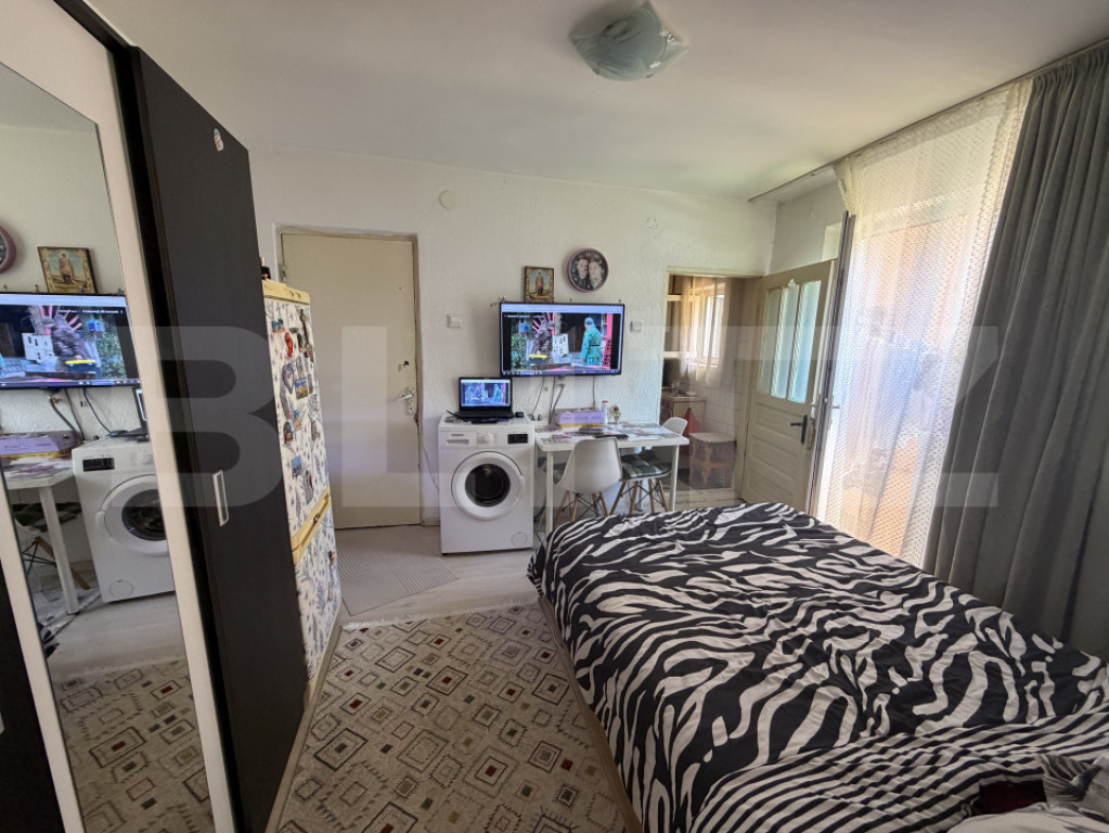 Apartament 2 camere , etaj 1, zona Gheorghe Barboi