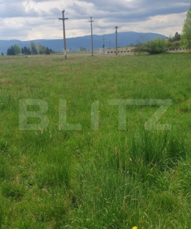 Teren partial intravilan, 7085 mp, zona Saru Dornei - Vatra