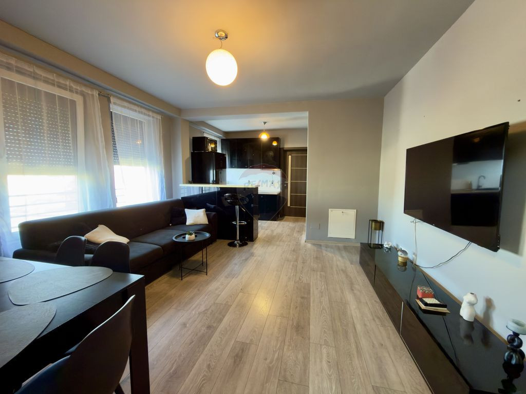 Apartament 2 camere zona Prima Shops Decebal