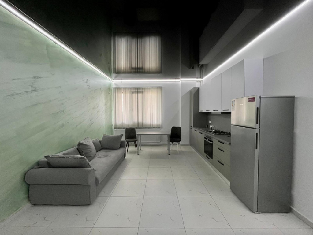 Apartament 3 camere de vanzare în zona Vega - Butoaie, cu
