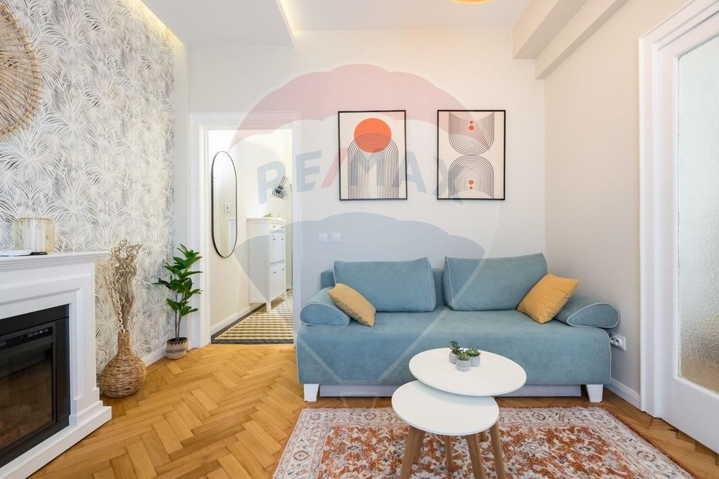 Studio dublu renovat complet | Zona Armenească | Prima ?...