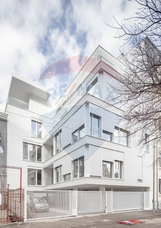 Apartament 3 camere | decomandat | 280.000E+TVA | Natiuni...