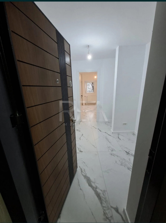 Garsoniera confort 1 - total renovata - la 550 de metri de