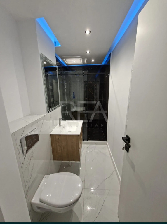 Garsoniera confort 1 - total renovata - la 550 de metri de