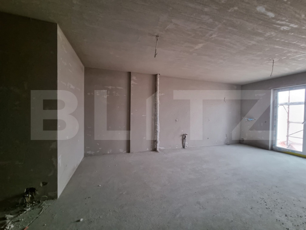 Apartament 2 camere, etaj intermediar, orientare estica, zon