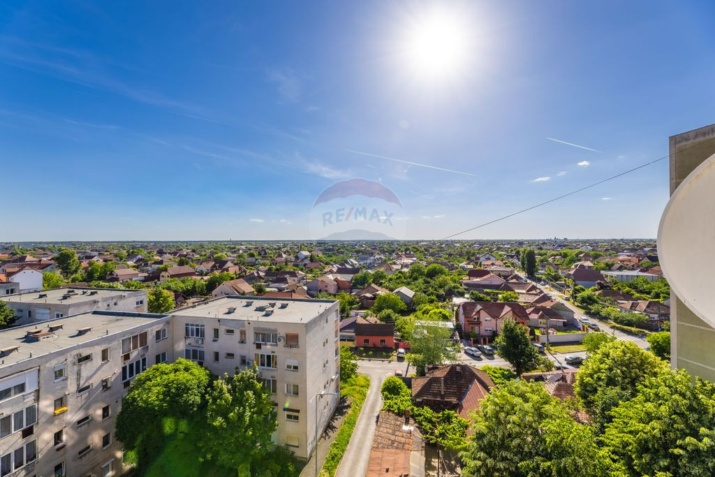 Apartament cu 3 camere si loc de parcare în zona Aurel V...