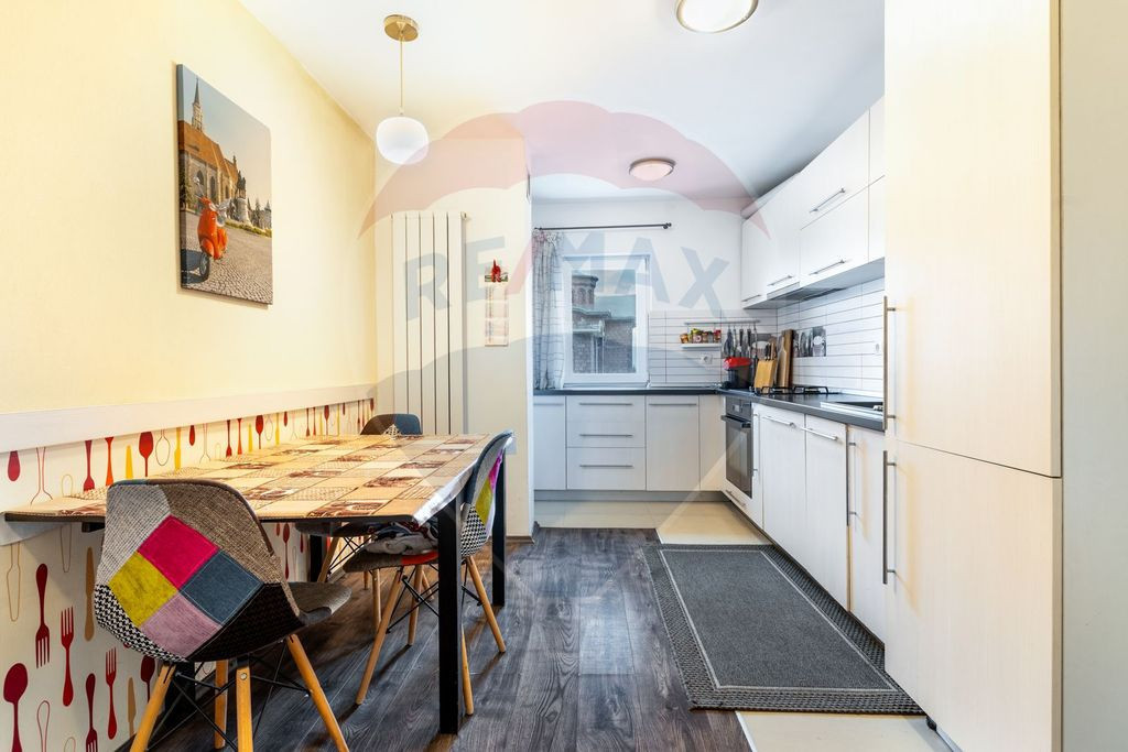 Apartament 4 camere, 80 mp, Etaj 1, str. Viilor, Zorilor