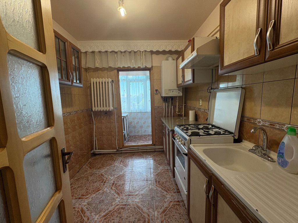 88900euro!!! Nicolina!!!Apartament cu 2 camere decomandat, 2