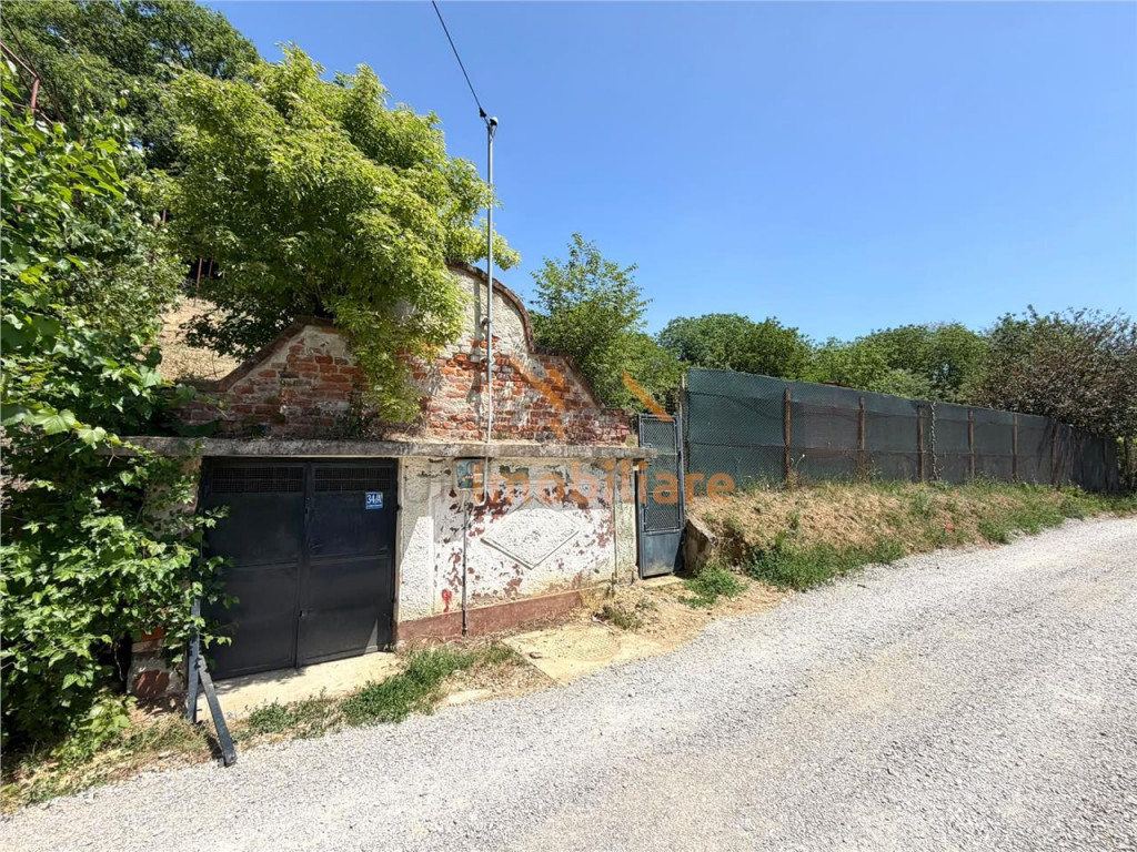 TEREN INTRAVILAN CU PIVNITA | 884 MP | ZONA EPISCOPIA | ORAD