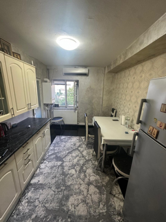 Apartament 4 camere de vânzare | Inel I | Gata de mutat