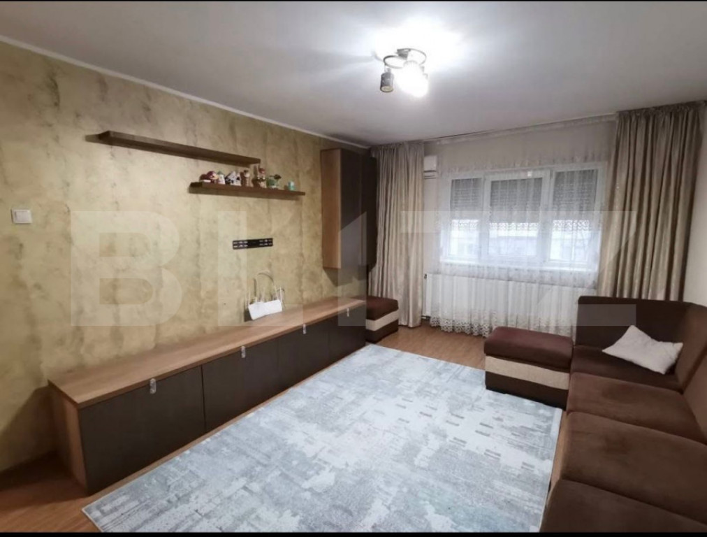 Apartament 3 camere, 70 mp, Micro 14